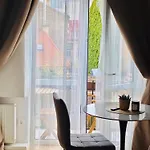 Apartament Old Town Riverside Haven *