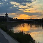 Apartament Old Town Riverside Haven *